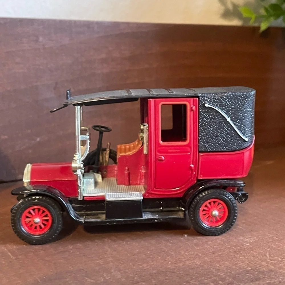 Vintage Matchbox 1907 Unic Taxi Made In England 1984